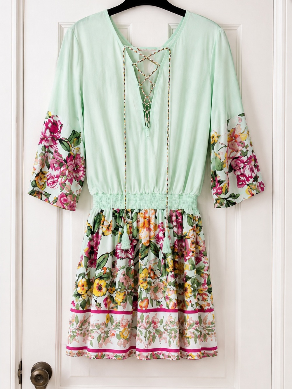 TAJ by Sabrina Crippa Mint Green Floral Mini Dress NWT Resortwear Small (2-4)